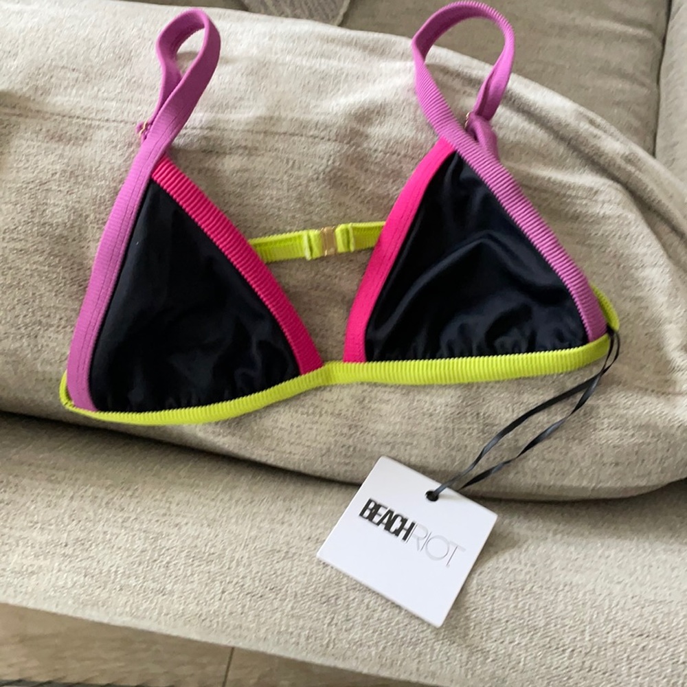 Beach riot bikini top